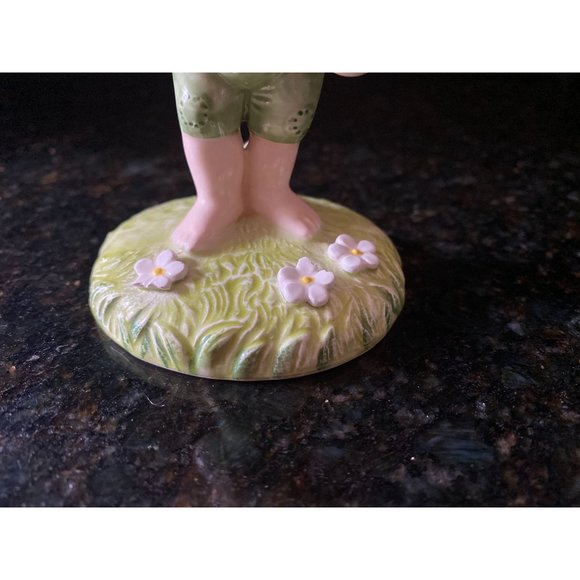 Joan Walsh Anglund Country Boy Figurine, 1981 - Picture 7 of 8